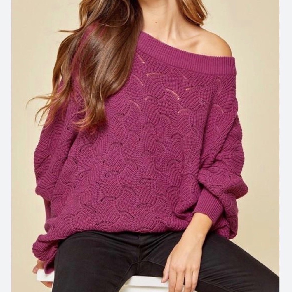 Andree by Unit Scalloped Hem Dolman Sweater Magenta‎ Sz S OVERSIZED